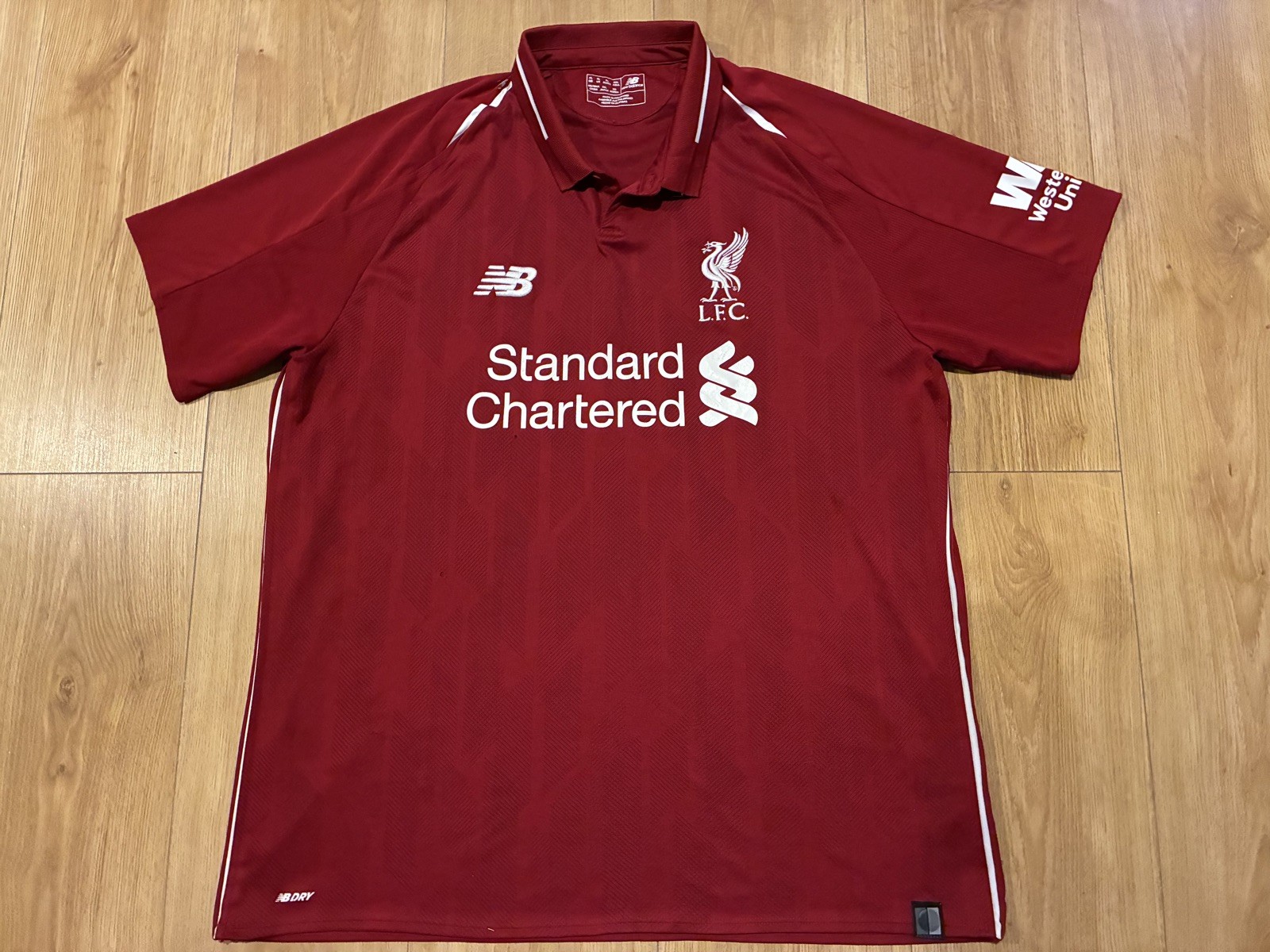 Original Liverpool FC Home Shirt 2018 / 2019