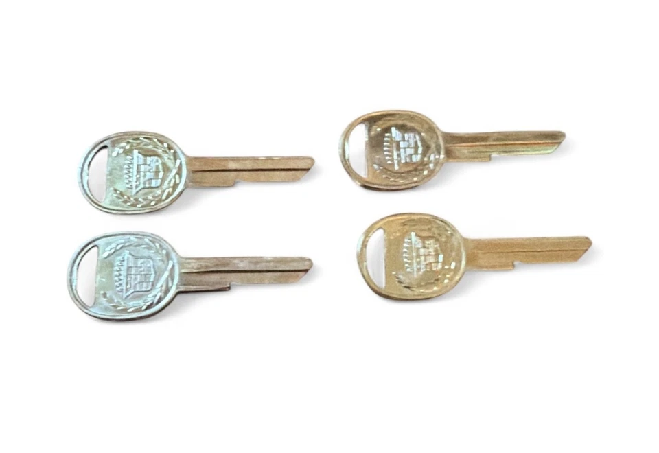 原始设备制造商 NOS 凯迪拉克金钥匙坯 C,D 带套 - 共 2 套 8 键 - 外壳磨损 — 第 4/4 张图片