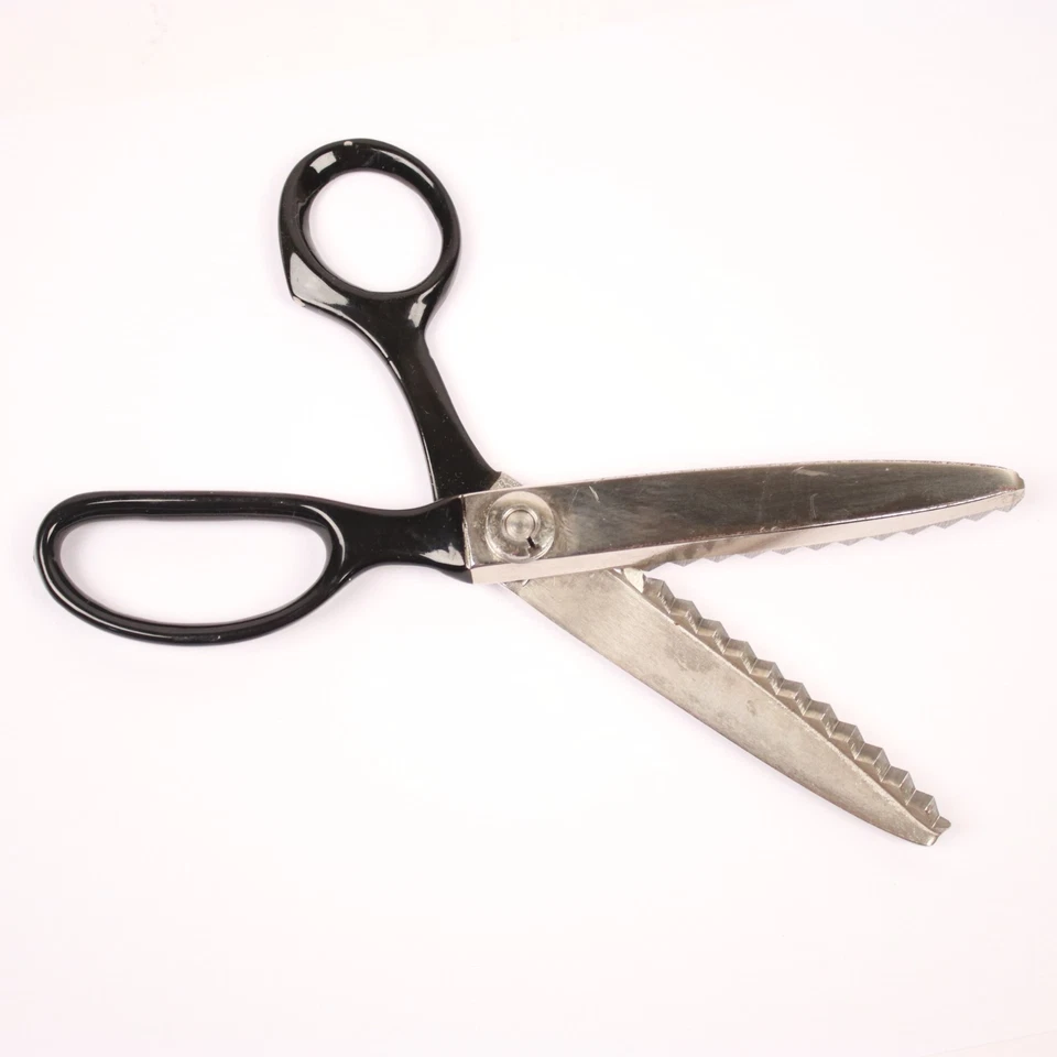 Vintage WISS MODEL CB7 USA PINKING SHEARS SCISSORS Scalloping 7-1/2” Long - Image 4 of 4