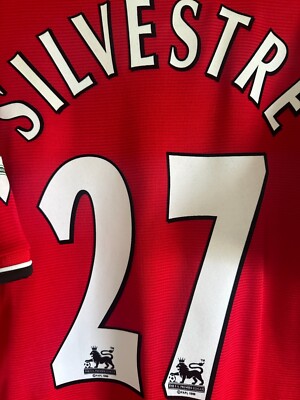 ウェア Nike Manchester United Silvestre 27 BNWT Signed by #27 Silvestre Manchester United 2001/02 home L
