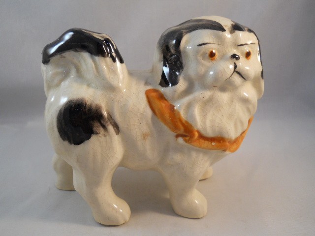 VINTAGE WHITE, BLACK & GOLD CERAMIC PEKINGESE DOG FIGURINE