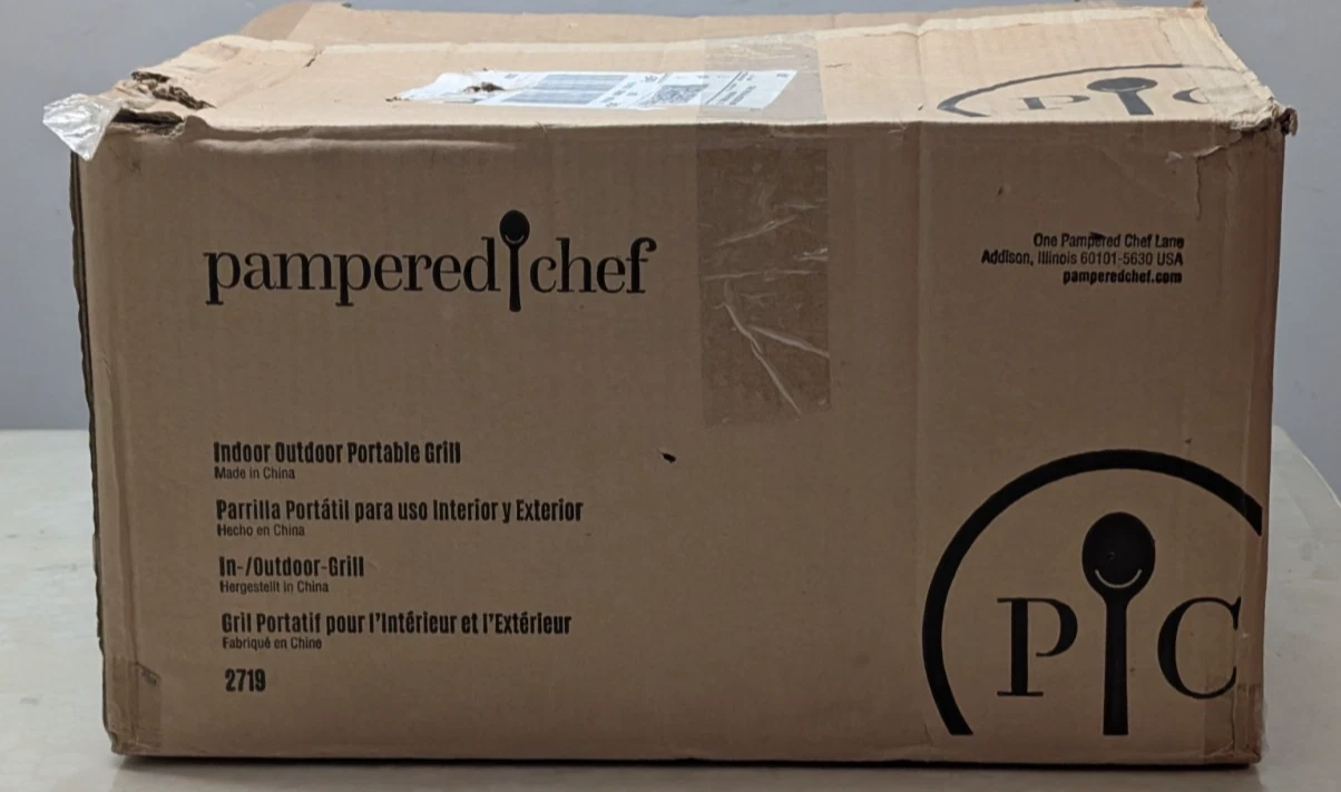 Pampered Chef Portable Indoor Outdoor 2 in 1 Electric Grill #2719 - New