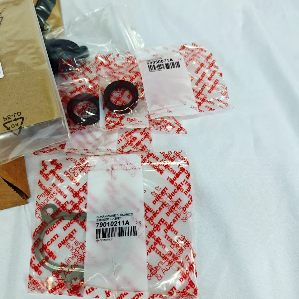 [New] Ducati Genuine Engine Gasket Set Diavel Multistrada 1200 2013 79120482A - Image 3 of 4