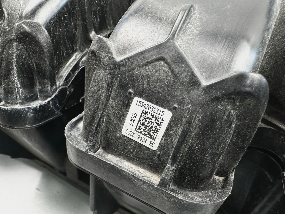 Intake Manifold with Throttle Body For 2013-2019 Ford Escape CJ5E9424BE - Image 2 of 4