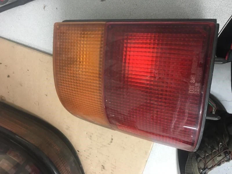 Driver Left Tail Light Outer Fits 89-98 MAZDA MPV 18081 - Image 2 of 2