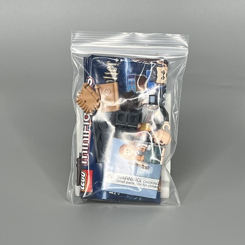 Lego Minifigure Harry Potter Series 2 Neville Longbottom With Book 71028 Retired - Picture 2 of 2