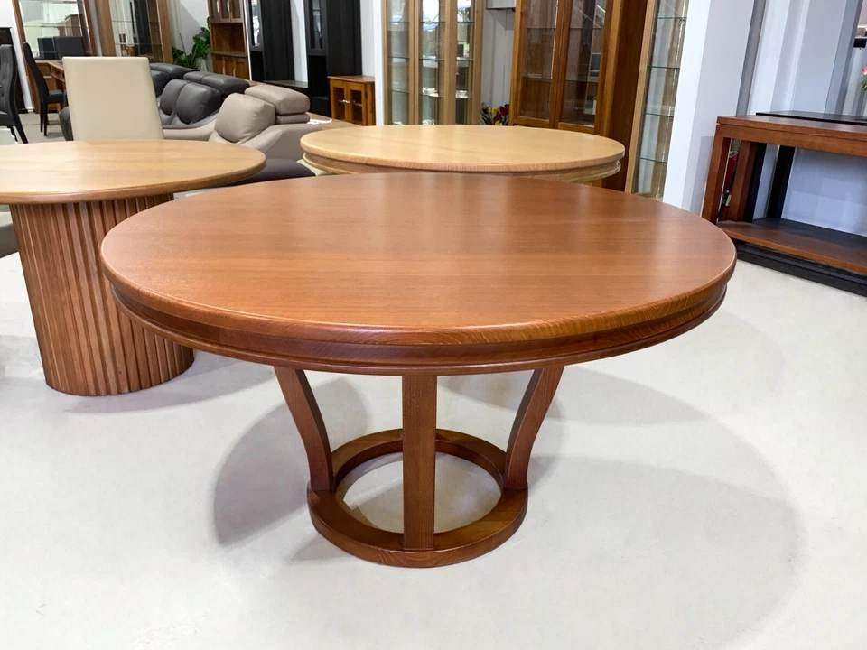 TB61 - Australian Made [Solid Tasmanian Oak] 1.4M Round Dining Table Only - image 1 of 2