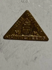 1931 The Jolly Junketeers radio show premium badge