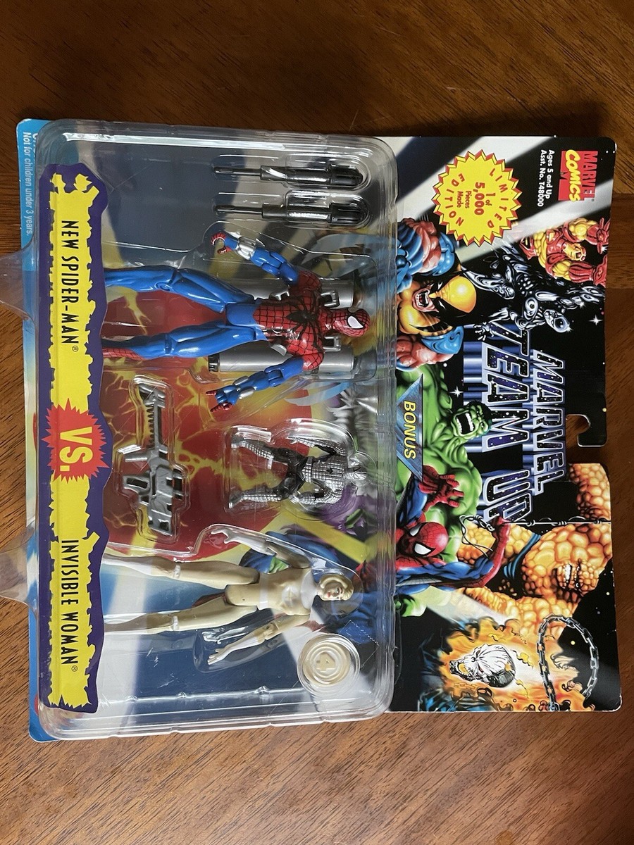 toybiz marvel team up WAR MACHINE Invisible Woman VS SPIDERMAN