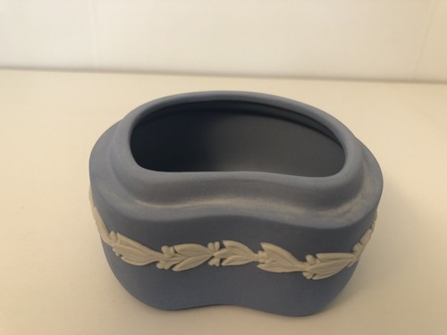 Wedgwood Jasperware, Trinket Box, Wedgwood Blue - Picture 5 of 12