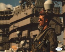 Glen Powell Top Gun Hangman Autographed Signed 8x10 Photo ACOA