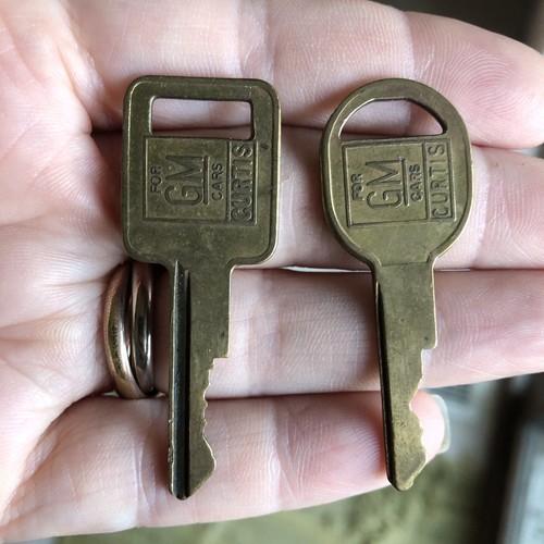 Vintage GM Set of Car Keys For GM Cars Curtis B-44 E and B-45 H General Motors - Picture 2 of 2