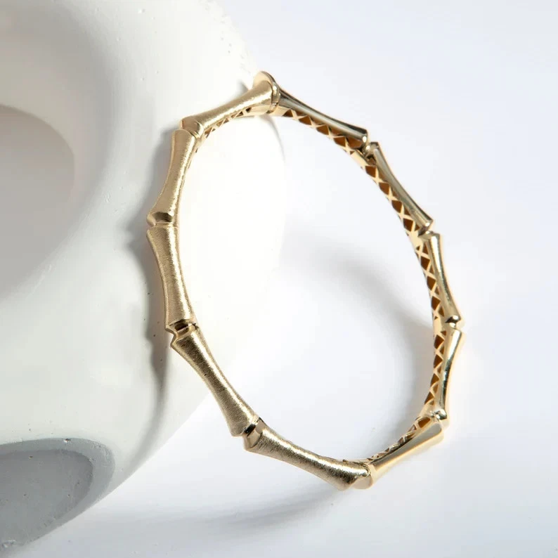 Bracelet ancien et succession en or jaune 18 carats sur style bambou empilabl... - Photo 3/4