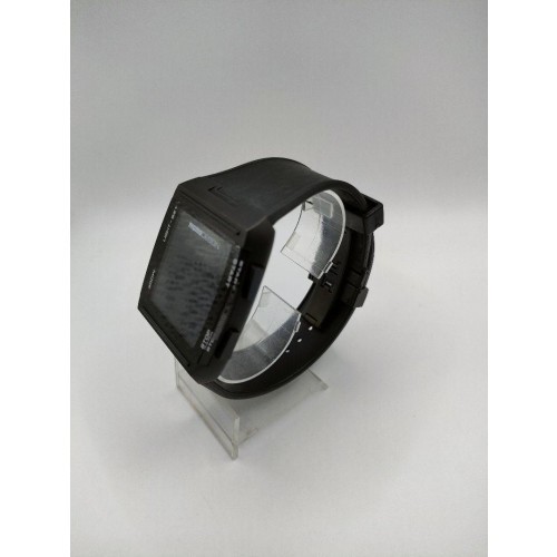 モモデザイン　MOMODESIGN　 稼働品 　MD-078　 稼働　ブラック MOMODESIGN MD-078 Wristwatch Quartz Men's Watch Black from