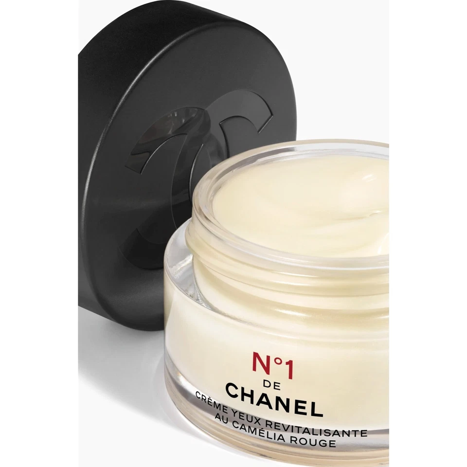 CREMA REVITALIZANTE PARA OJOS CHANEL N°1 DE CHANEL Foto 4 de 4