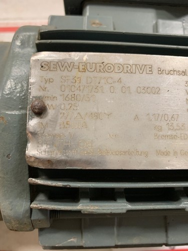 Sew-Eurodrive Bruchsal/Germany SF31DT71C-4 480V .25 KW 1680/51 R/min Used Motor - Picture 3 of 12
