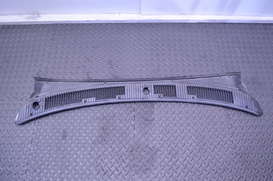 96-02 TOYOTA 4RUNNER PARABRISAS DELANTERO CUBIERTA MOLDURA VENTILACIÓN PARRILLA OEM Foto 4 de 4