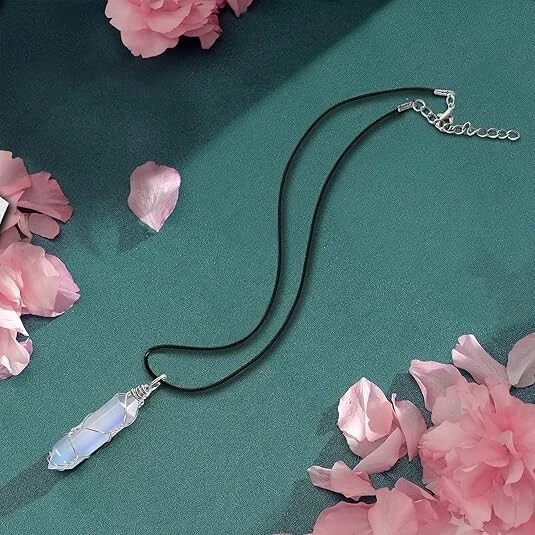 Collar colgante de cristal curativo de ópalo alambre de plata cadena de cuero joyería de piedra Foto 4 de 4
