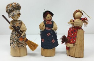 vintage corn husk dolls