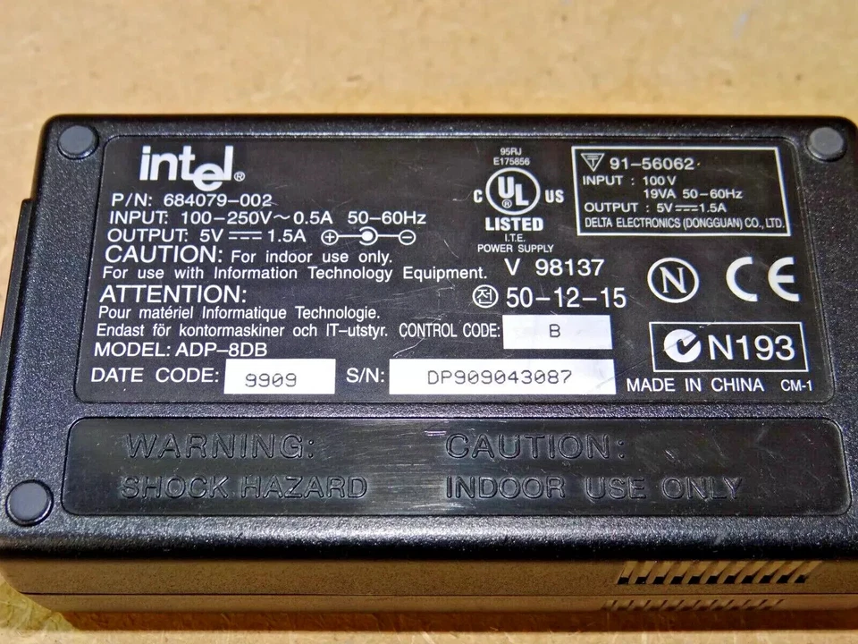 Intel 5.0V 1.5A AC Adapters, Power Supplies. Model: ADP-8DB, P/N: 684079-002 - Image 2 of 4