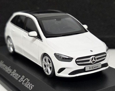 1:43 Herpa Mercedes B-Klasse W247 Polar white DEALER VERSION Herpa