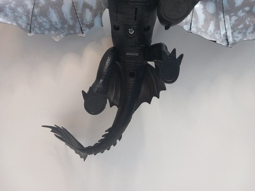 How to Train your Dragon Toothless 28.5cm Figure with Lights/ Sounds Working - Picture 6 of 7