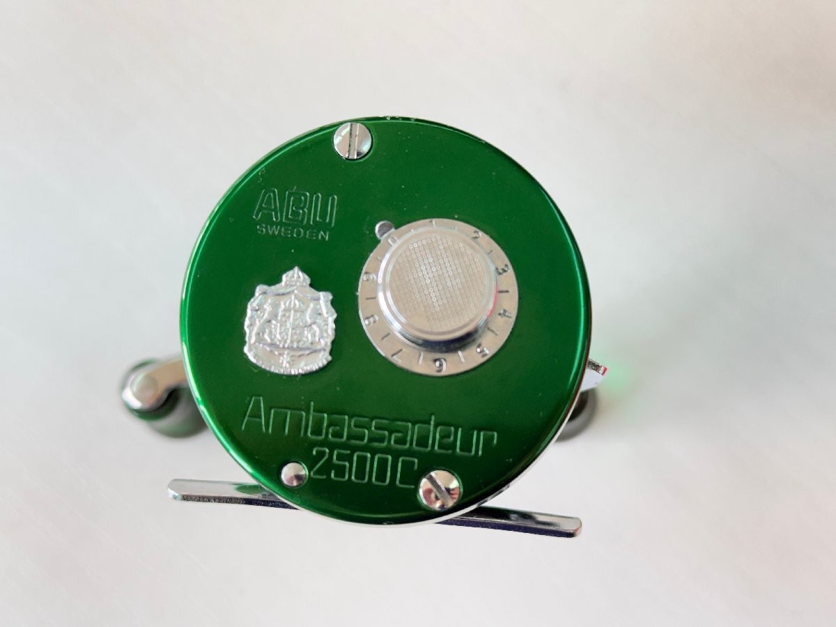 ABU AMBASSADEUR 2500C （Green） Abu Ambassadeur 2500c Green Baitcasting Reel Used X91 Classic
