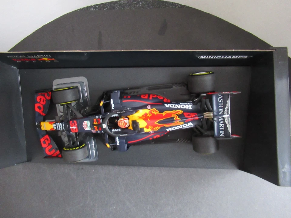 Modellautos Formel 1 1:18 Minichamps Red Bull RB 16 Aston Martin  110200233 - Bild 3 von 3