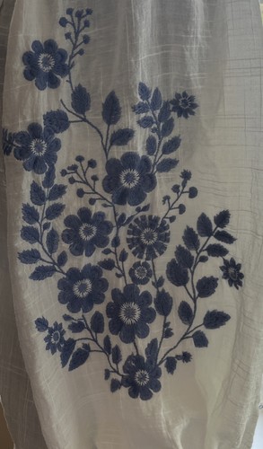 Max Studio White Embroidered Blue Flower Boho Blouse Linen Look Size S Whimsical - Picture 12 of 16