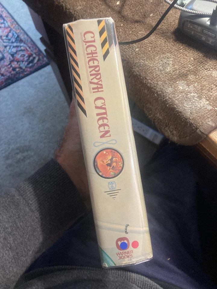 CYTEEN ~ C. J. Cherryh 1988 BCE Hardcover / DJ  Sci-Fi / Fantasy - SIGNED - Image 3 of 4