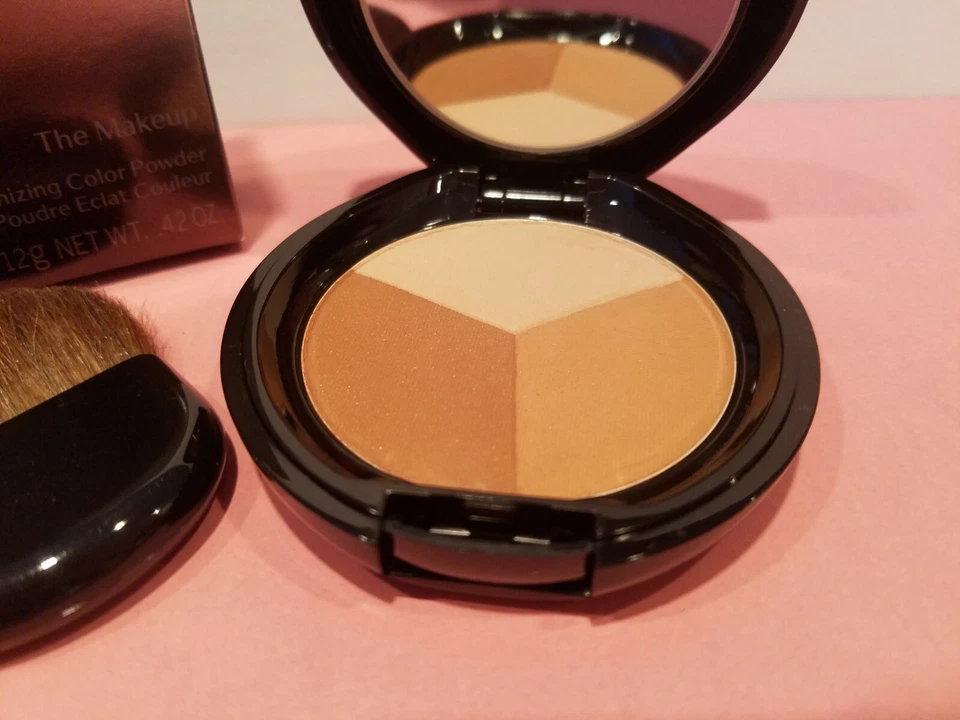 Shiseido~The Makeup Luminizing Powder~L4~Golden Bronze/Bronze Dore ~ NIB RARE - Image 4 of 4