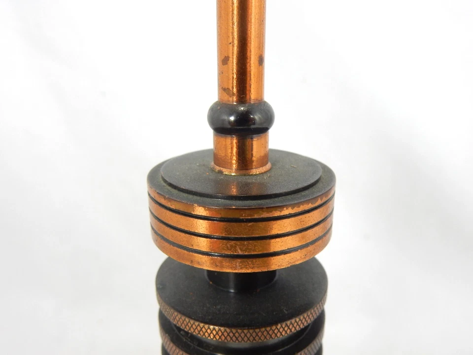 Handmade 70s Vintage Designobjekt Fernsehturm aus Metall television tower 32 cm - Bild 4 von 4