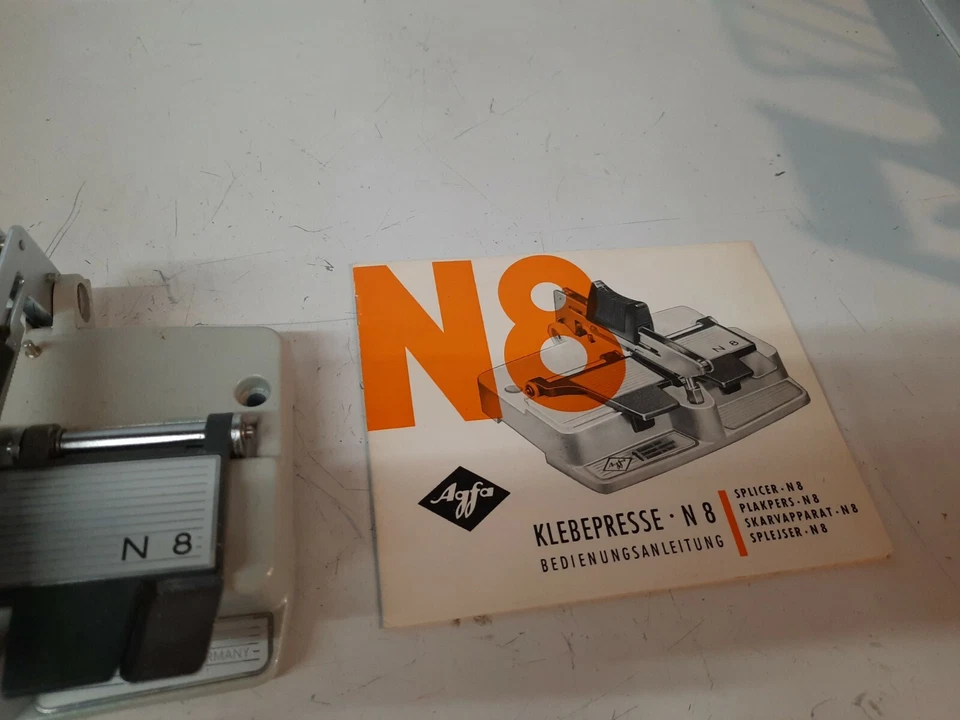 Agfa Klebepresse N8 Splicer Vintage Made in Germany Original Packaging  - Image 3 of 4