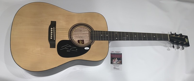 BAILEY ZIMMERMAN SIGNED NATURAL ACOUSTIC GUITAR COUNTRY SUPERSTAR PROOF JSA COA