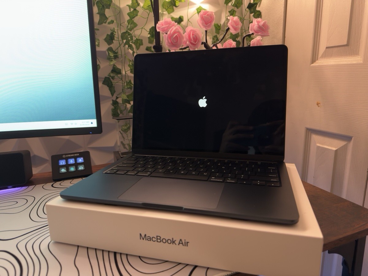 MacBook本体 Macbook Air 2022 | Midnight | Apple M2 Amazon.com: Apple 2022 MacBook Air with Apple M2 Chip, 13-inch