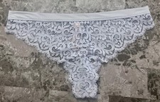 NWT BODY BY VICTORIA'S SECRET L BLUE FLORAL LACE SMOOTH BAND RARE THONG PANTIES