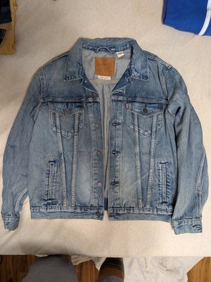 Levi's Premium Denim Trucker Jacket Men's Large Light Wash Jean Jacket NWOT...