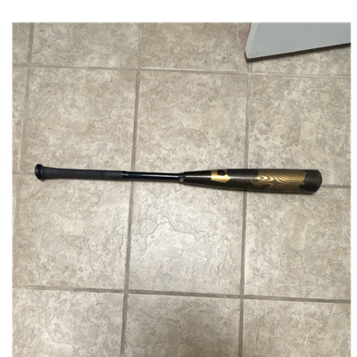 DeMarini Voodoo BBCOR -3 33/30 Balanced 2 5/8'' Baseball Bat Black/Gold