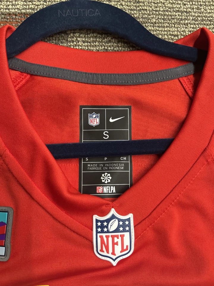 Camiseta de los Kansas City Chiefs Patrick Mahomes #15 Super Bowl LIX parche Nike para hombre S Foto 3 de 4