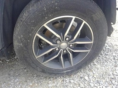 Used Wheel fits: 2017 Jeep Grand cherokee 18x8 aluminum polished with painted po