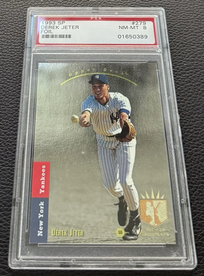 SP Foil Baseball 1993 #279 Derek Jeter novato PSA 8 casi nuevo-como nuevo Foto 3 de 3
