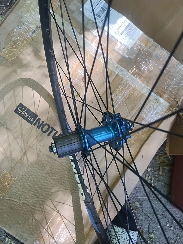 Bicycle Spoke Wheel Set.. S-XC 29er 2 ( GIANT) - Image 3 of 4