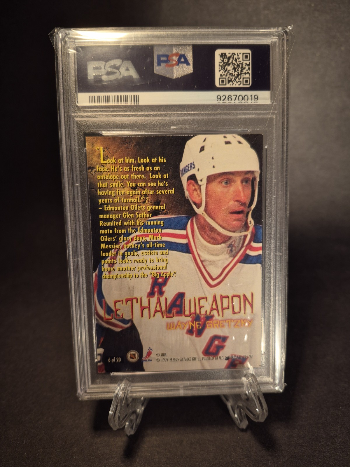 1996 Metal Universe #6 Lethal Weapon Super Power Wayne Gretzky PSA 7 view 9