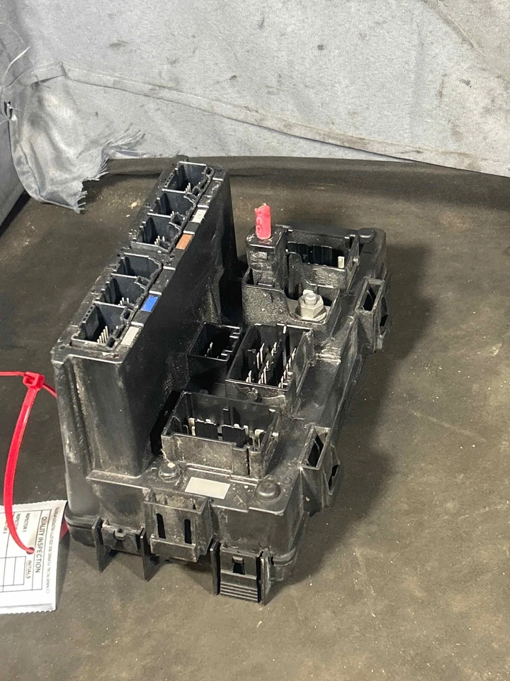 Fits 2011-2014 Chrysler 200 Chassis Brain Box OEM:04692346AE Foto 2 de 4