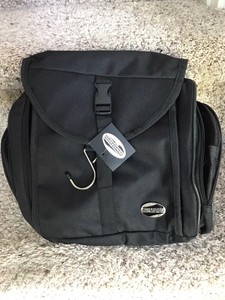 american tourister hanging toiletry bag
