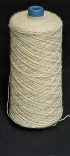 Handarbeits-Beilaufgarn im Dicke Wolle-Stil