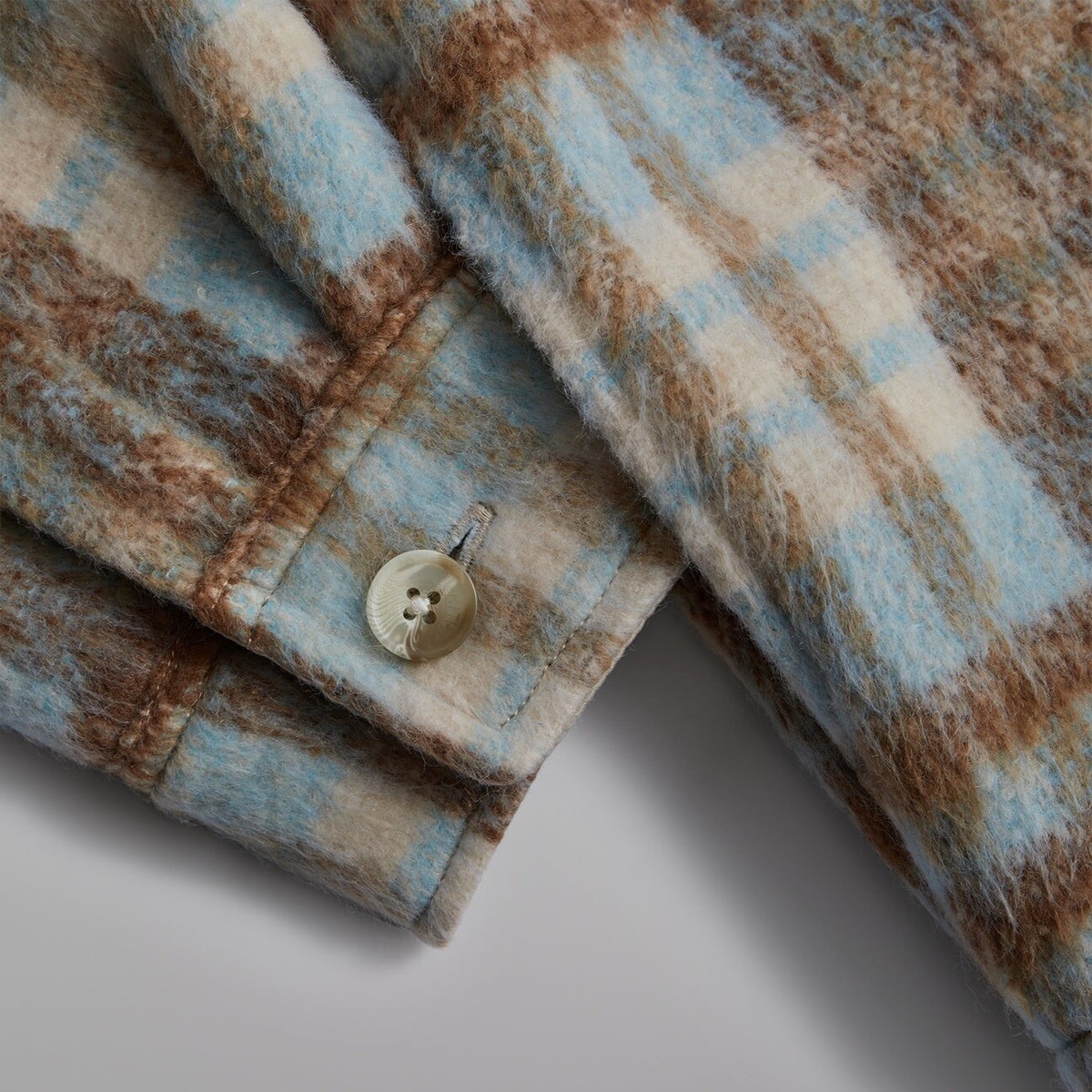 KITH Sheridan Shirt Jacket 2.0 Summit FW22 Size XL Brushed KITH Sheridan Shirt Jacket 2.0 Summit FW22 Size XL Brushed