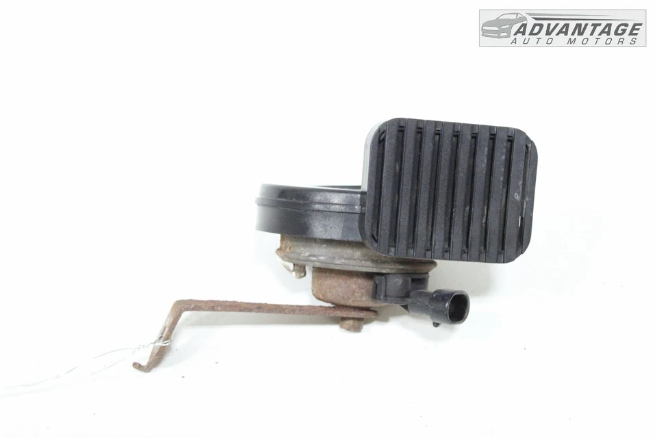 2003-2009 HUMMER H2 FRONT LEFT DRIVER LOW TONE NOTE PITCH SIGNAL HORN OEM - Image 2 of 4