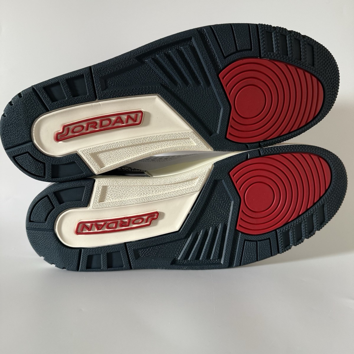 Jordan Spizike Low Men