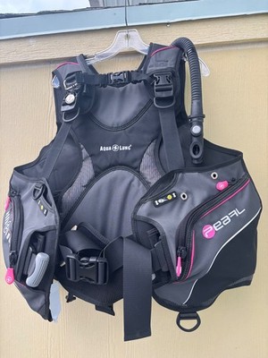 Aqua Lung Pearl Scuba BC Black/Charcoal/Pink Medium-Large
